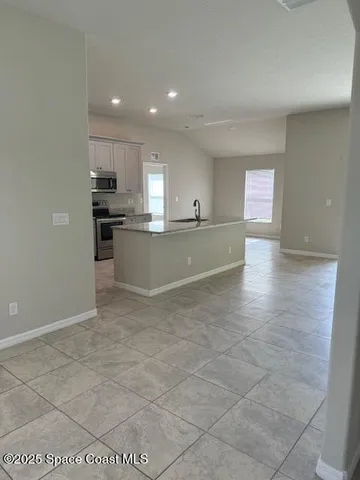 $1,900 | 515 Holmes Avenue Northwest, Palm Bay, FL 32907