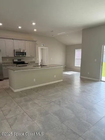 $1,900 | 515 Holmes Avenue Northwest, Palm Bay, FL 32907