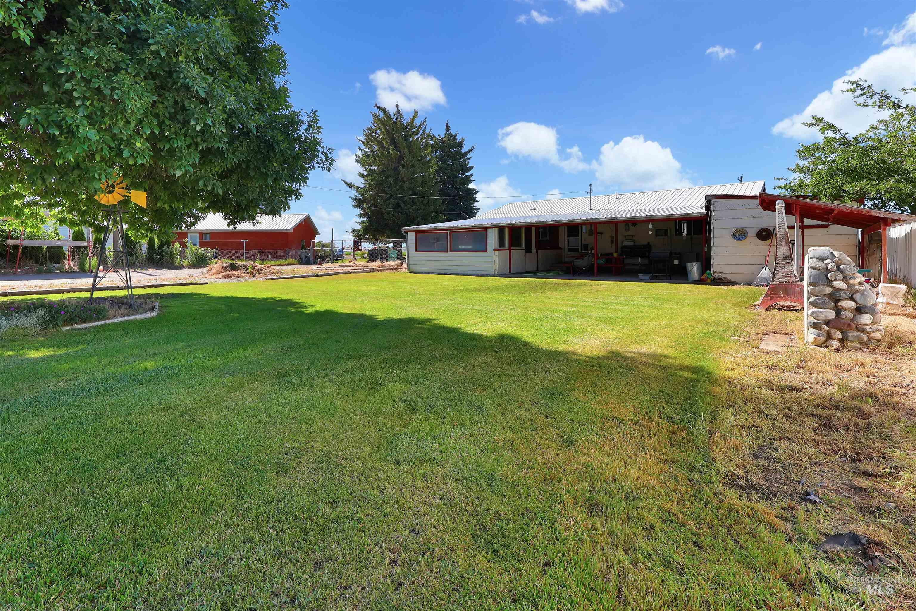 162 West Baseline Road Rupert, ID 83350 - Photo 5 of 13