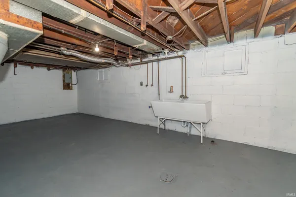 $199,900 | 1610 Lane Avenue, Elkhart, IN 46516