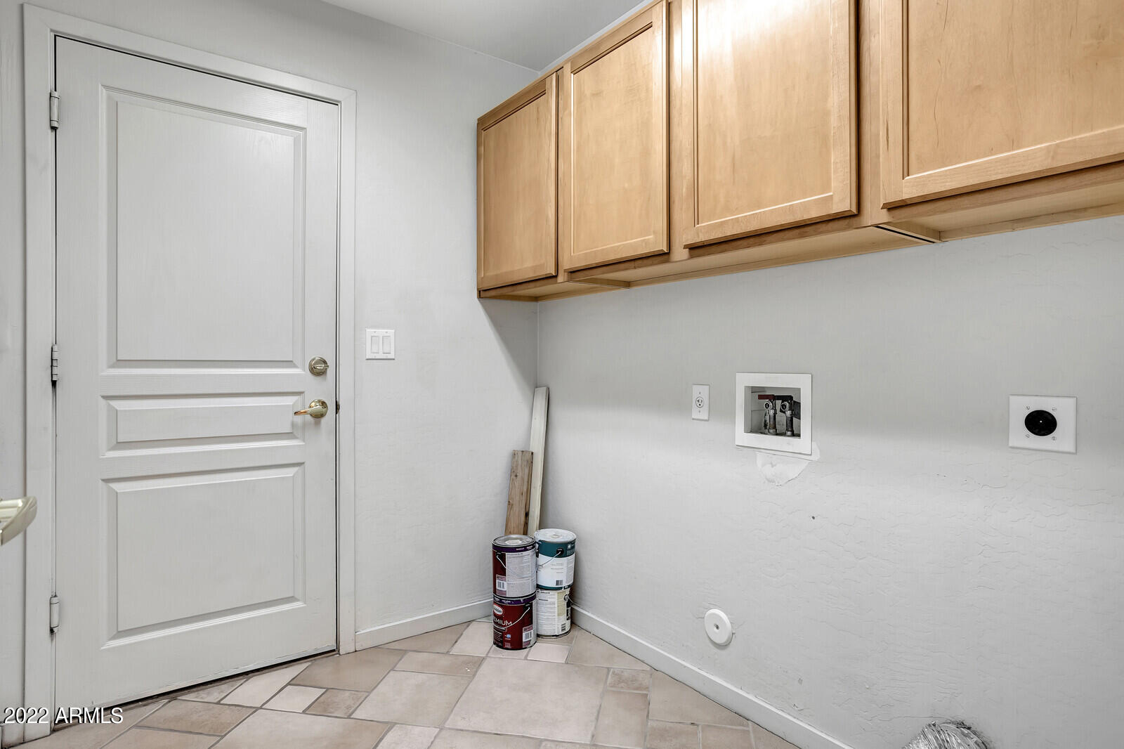 3832 East Carson Road Phoenix, AZ 85042 - Photo 23 of 33 Spacious Laundry Room with Storage