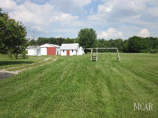8786 Douglas Road Temperance, MI 48182 - Photo 3 of 19 20369211-2.JPG
