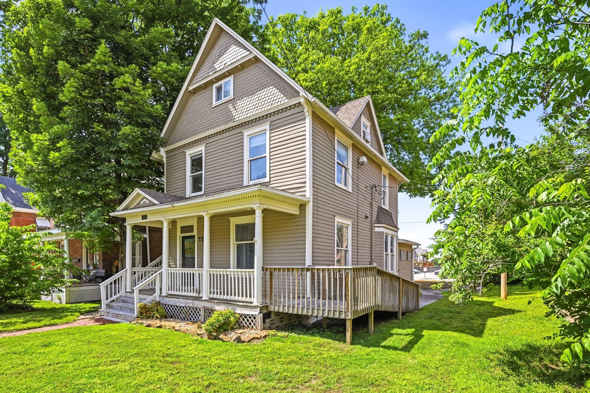 1111 East Walnut Street Springfield, MO 65806 - Photo 7 of 38 04-walnut-35