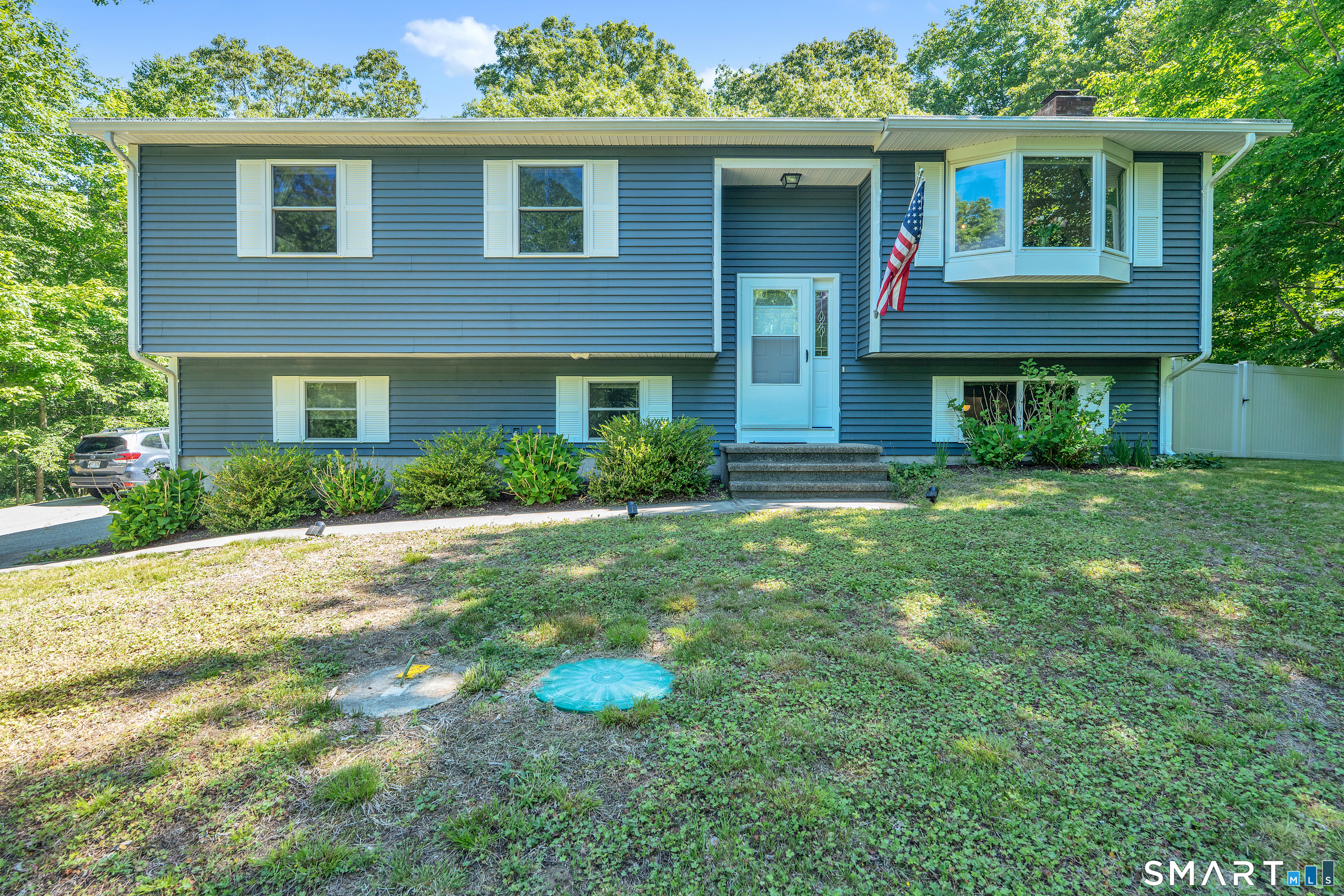 1455 Old Colchester Road Montville, CT 06370 - Photo 3 of 35