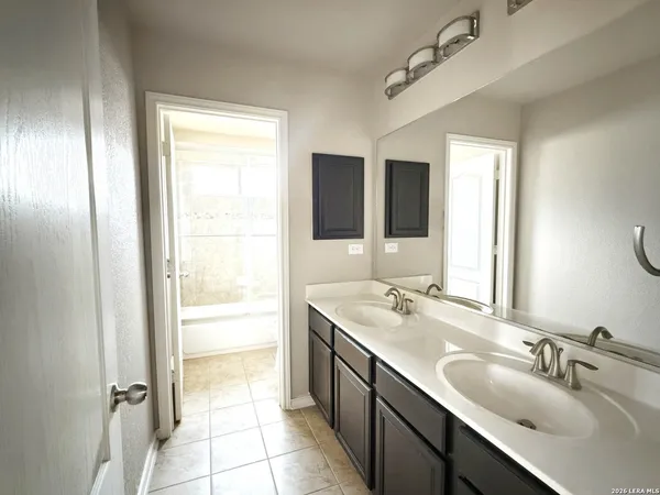 $2,950 | 18014 Camino Del Mar, San Antonio, TX 78257