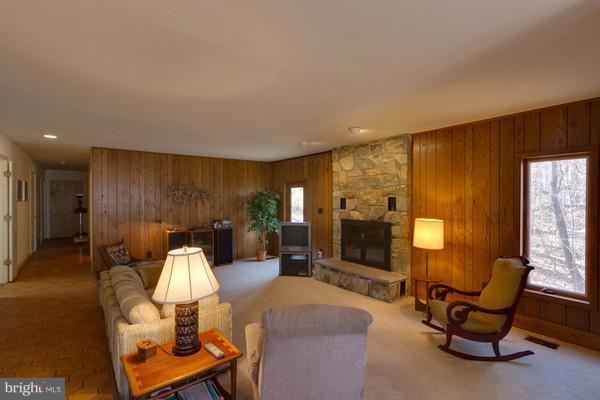 7580 Potomac Fall Road McLean, VA 22102 - Photo 11 of 18 Family Room