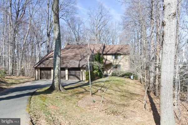 7580 Potomac Fall Road McLean, VA 22102 - Photo 18 of 18 Exterior (Front)