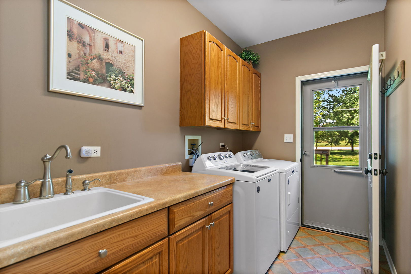 924 Merrill New Road Sugar Grove, IL 60554 - Photo 18 of 46 Gallery Image 18