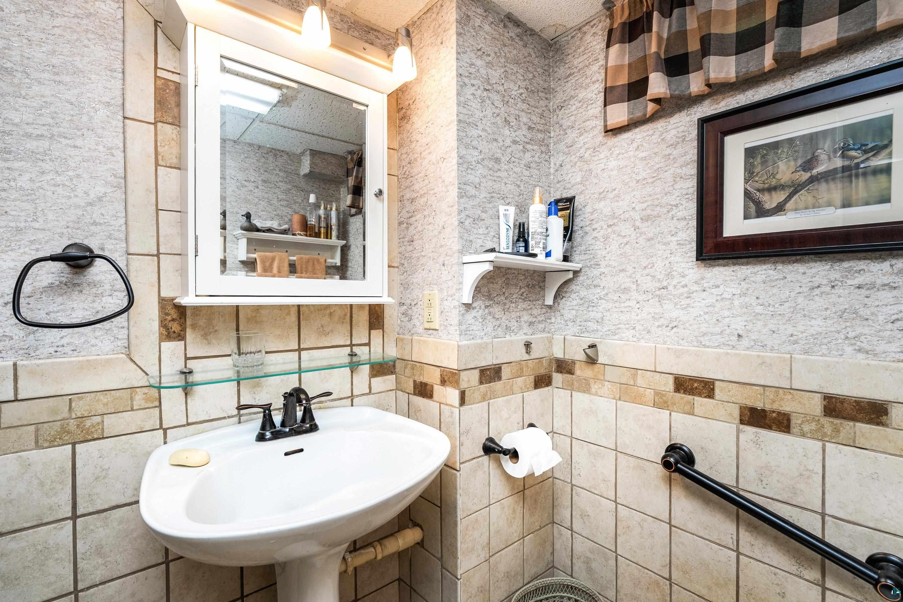 401 Snively Road Duluth, MN 55803 - Photo 25 of 46