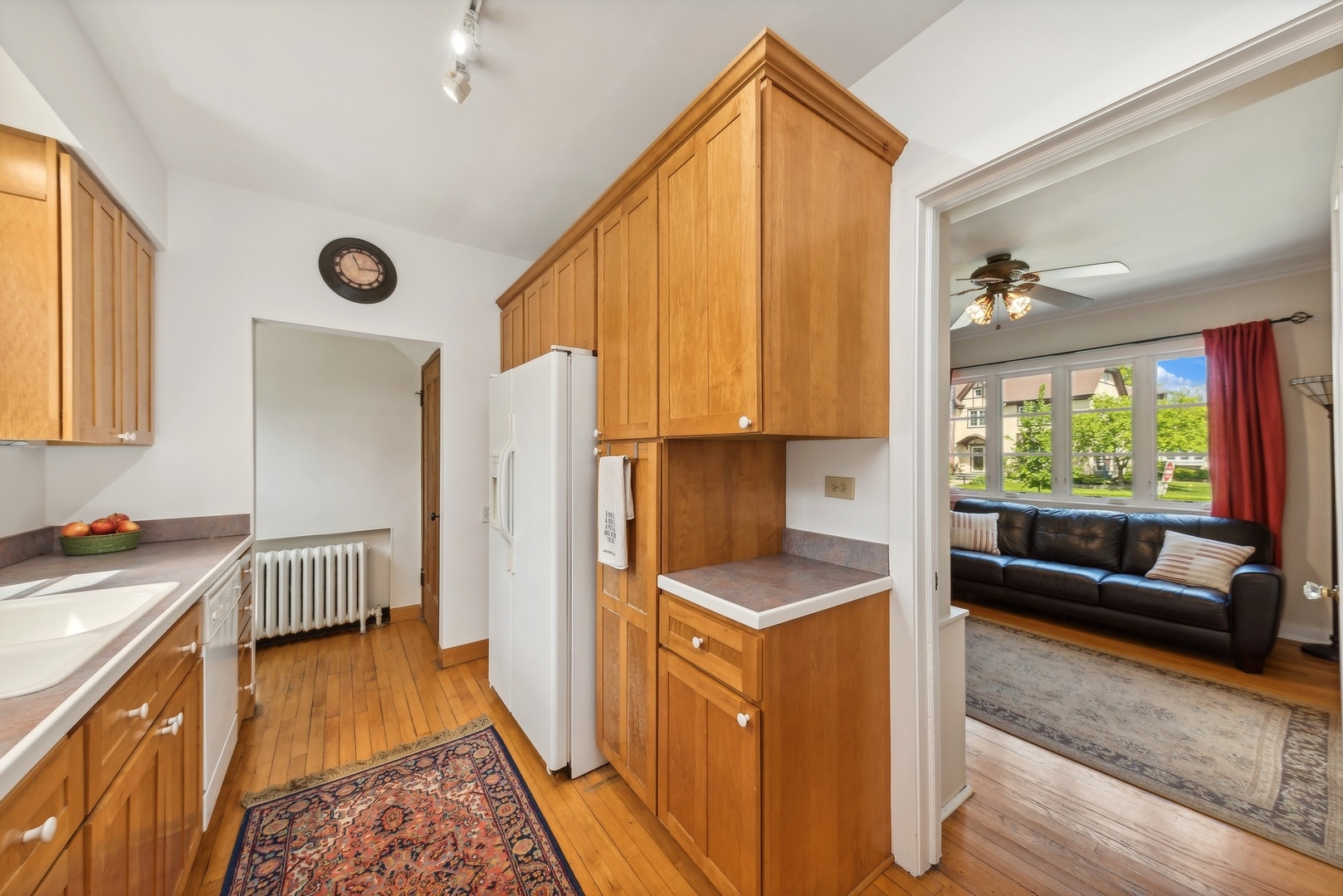 531 Cedar Street Park Ridge, IL 60068 - Photo 8 of 23 Gallery Image 8