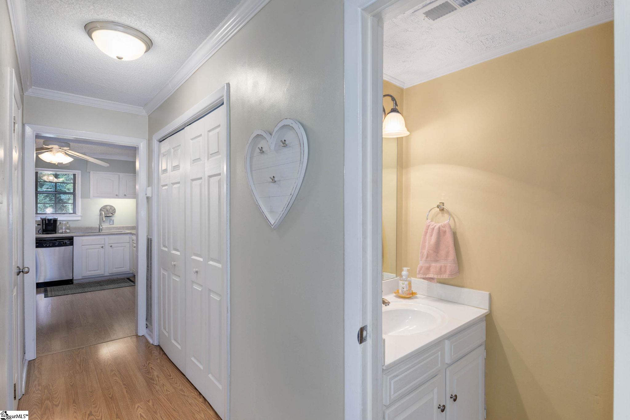 812 Reid School Road, Unit 46 Taylors, SC 29687 - Photo 13 of 32 Gallery Image 13