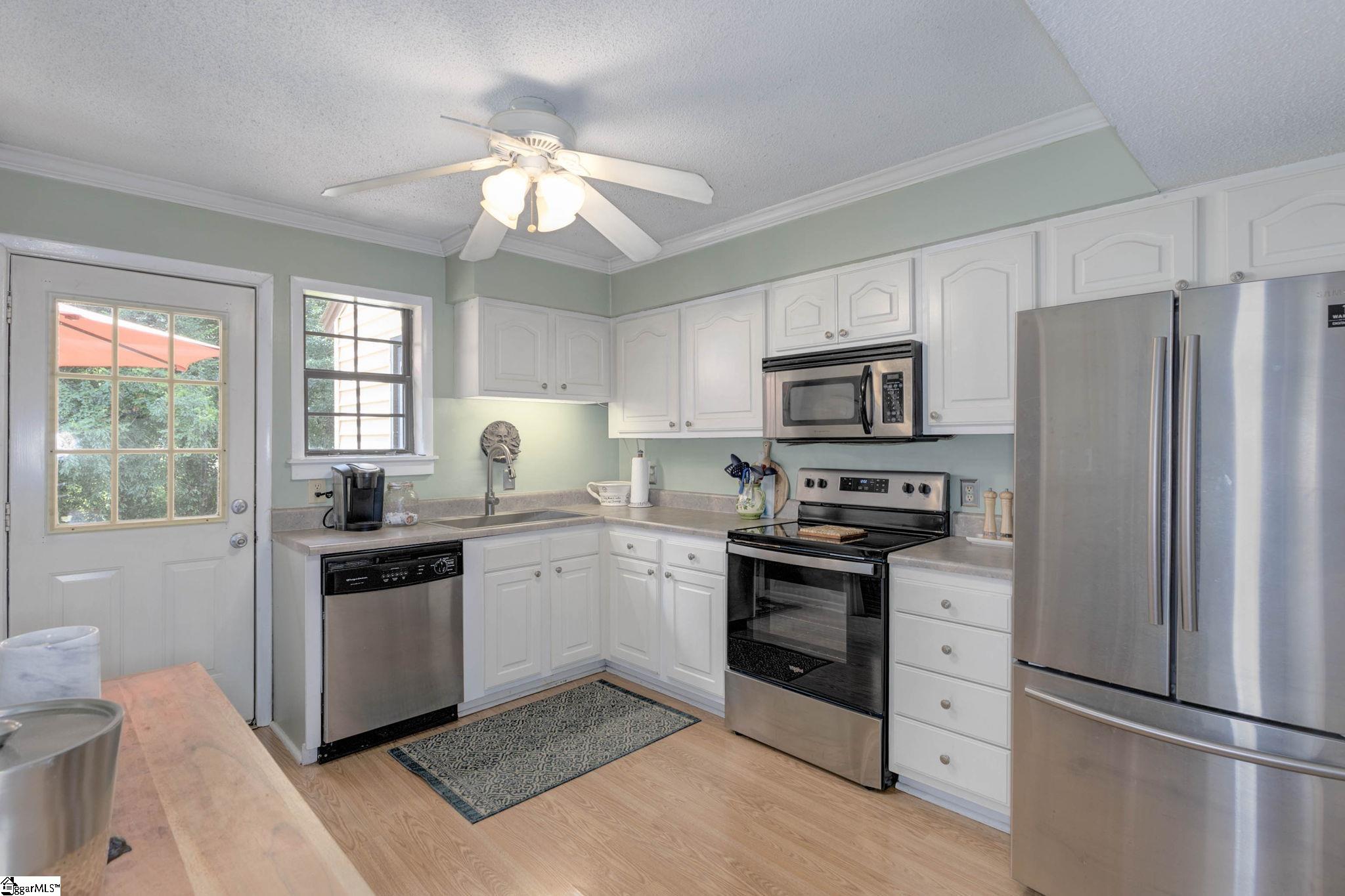 812 Reid School Road, Unit 46 Taylors, SC 29687 - Photo 7 of 32 Gallery Image 7