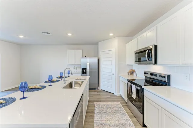 $3,500 | 18143 Wheathouse Place, Bradenton, FL 34211