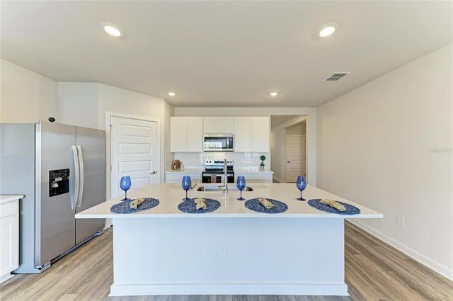 $3,500 | 18143 Wheathouse Place, Bradenton, FL 34211