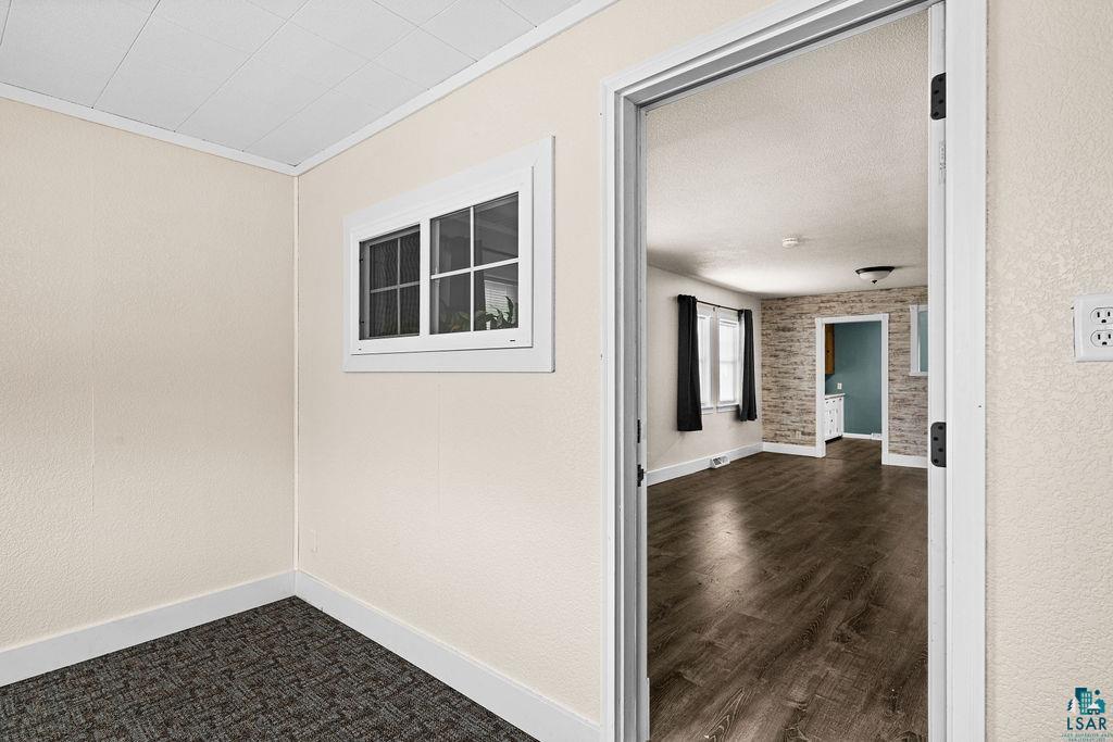 208 2nd Street Proctor, MN 55810 - Photo 5 of 20 Entry to Living Room