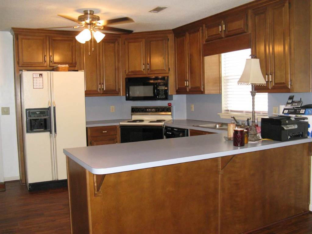604 Garren Road Belton, SC 29627 - Photo 4 of 20
