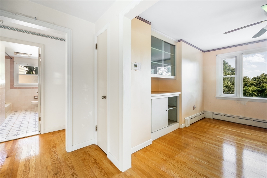 45 Indian Hill Road Worcester, MA 01606 - Photo 19 of 41