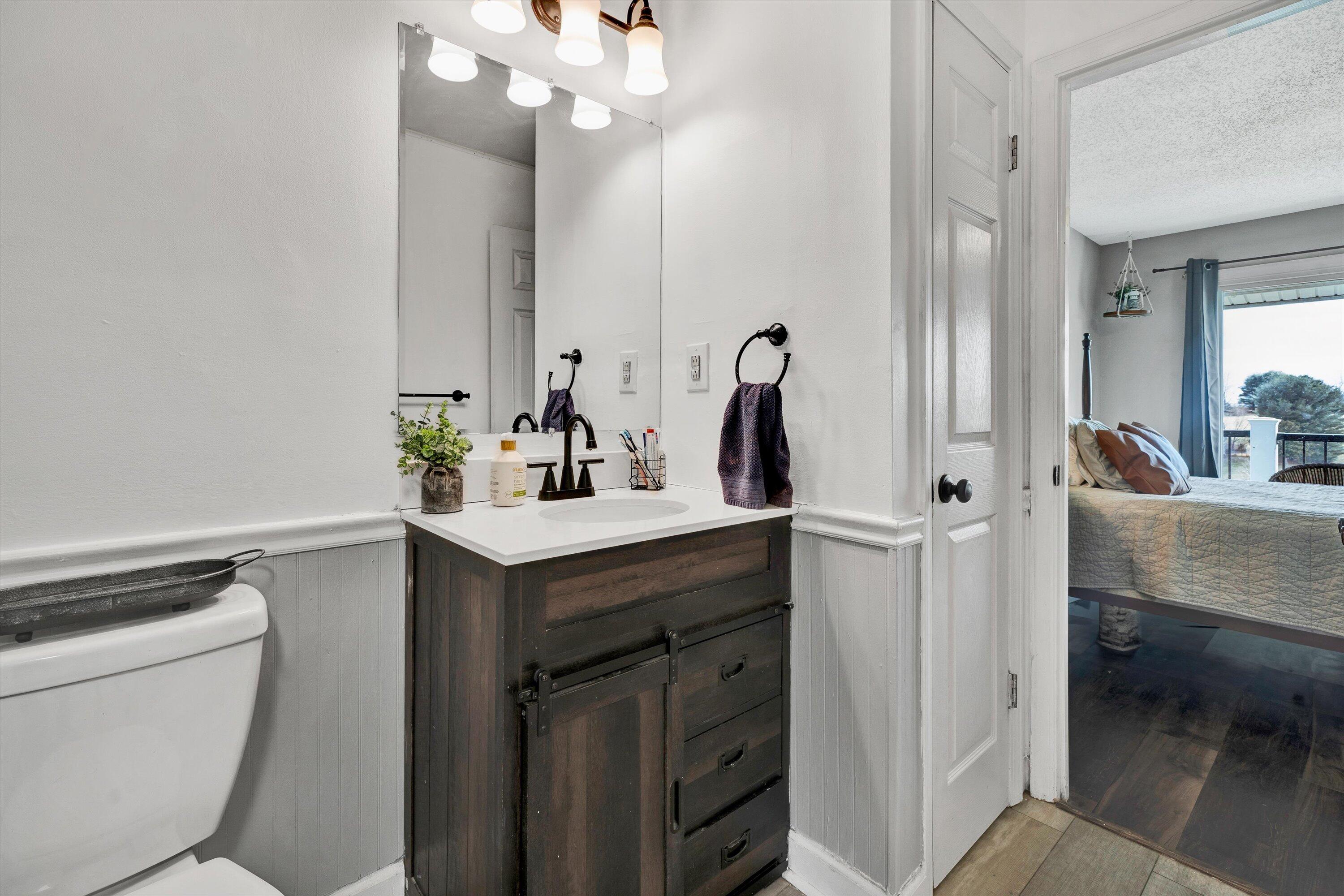 6379 Ruebush Road Dublin, VA 24084 - Photo 17 of 53 Main Level Bathroom