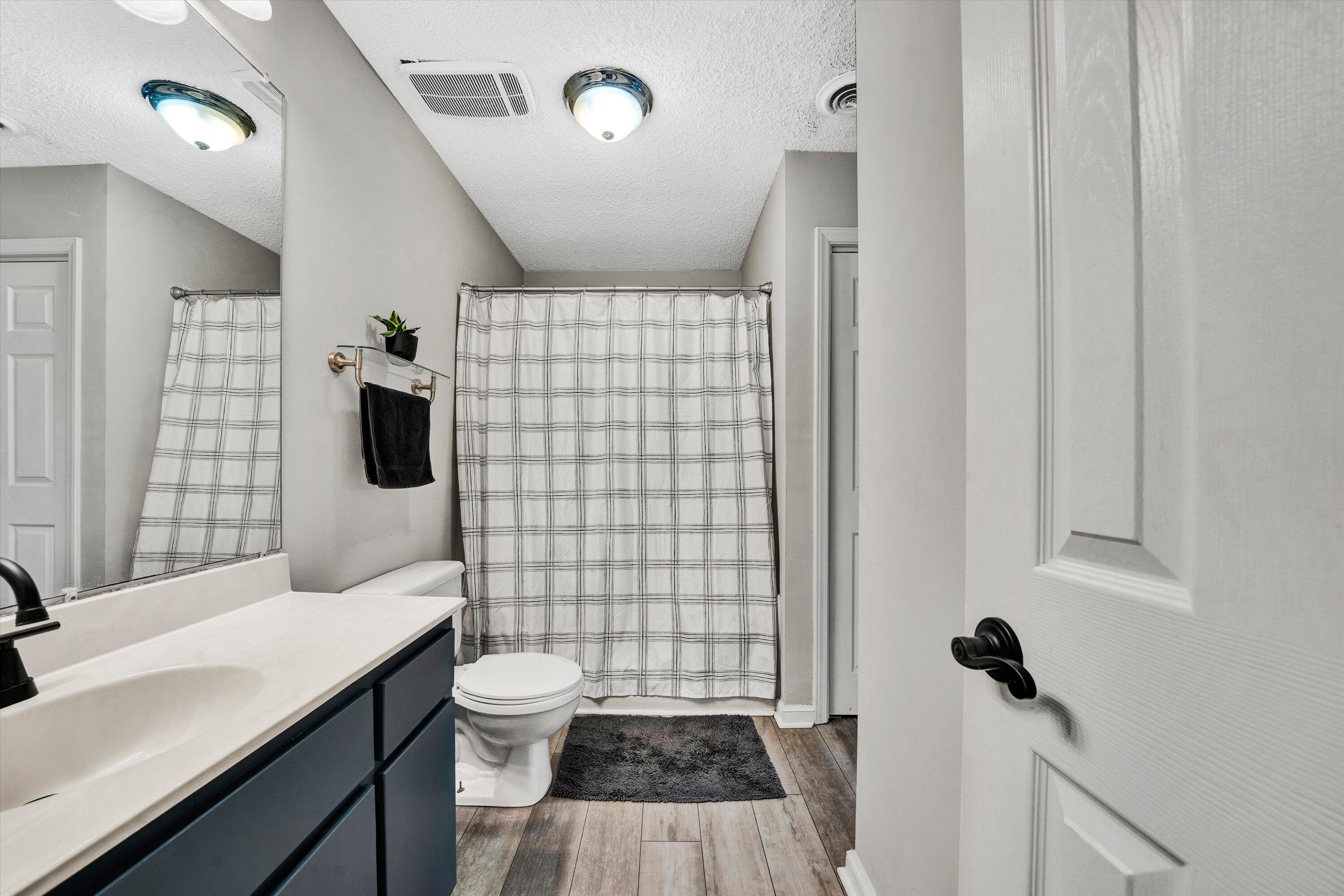 6379 Ruebush Road Dublin, VA 24084 - Photo 21 of 53 Upper Level Bathroom