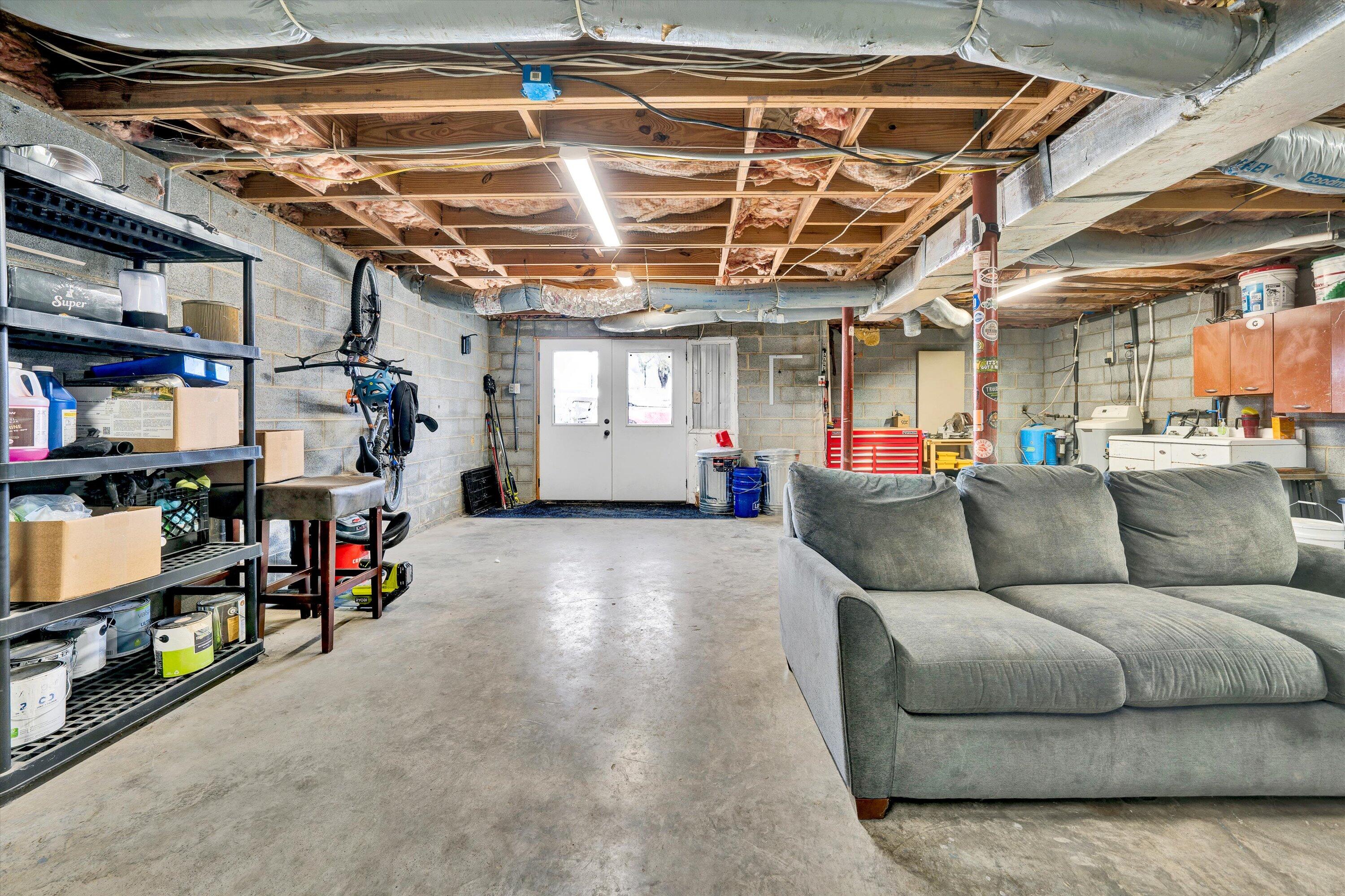 6379 Ruebush Road Dublin, VA 24084 - Photo 28 of 53 Basement_Workshop