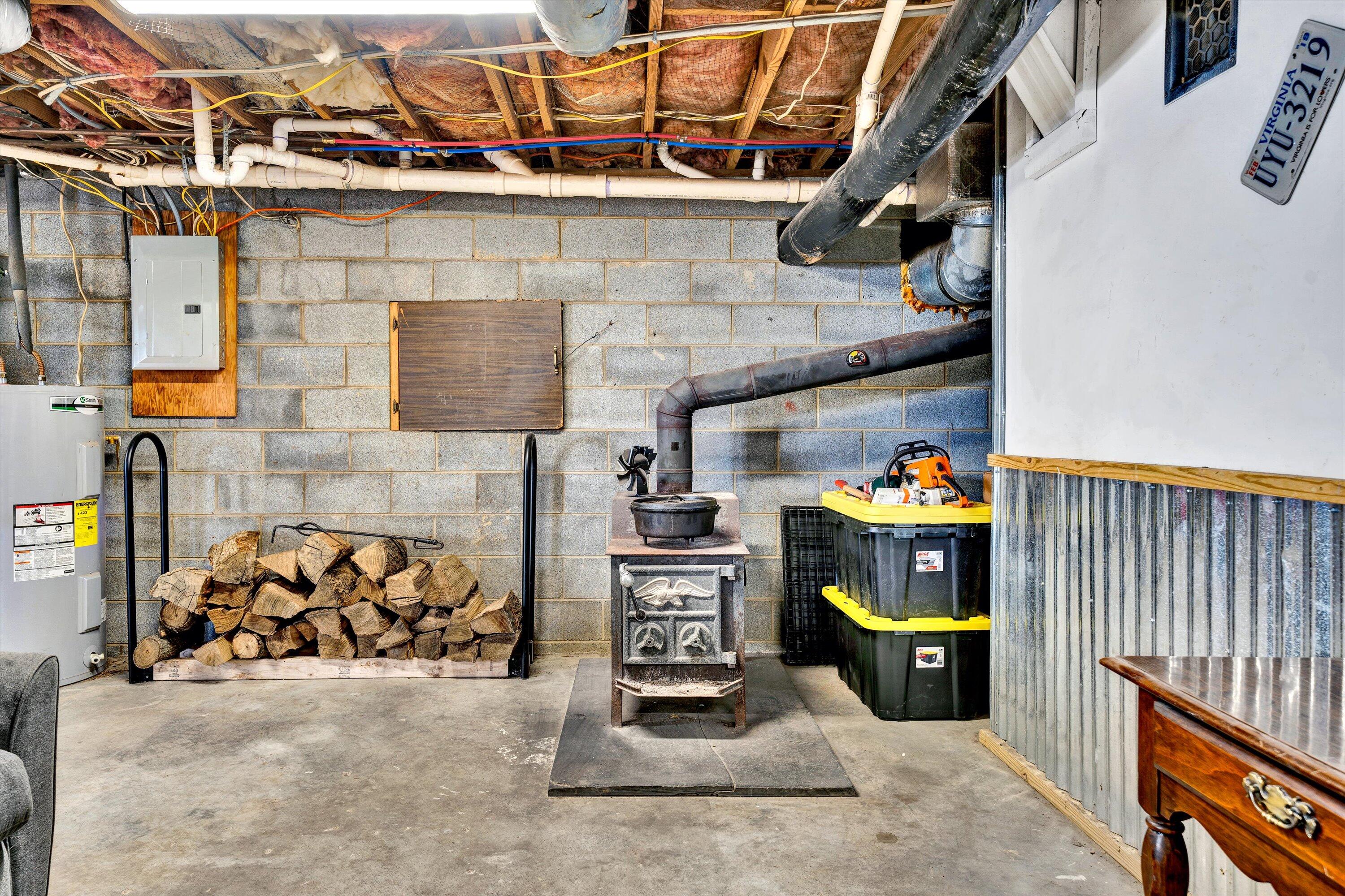 6379 Ruebush Road Dublin, VA 24084 - Photo 29 of 53 Wood Stove