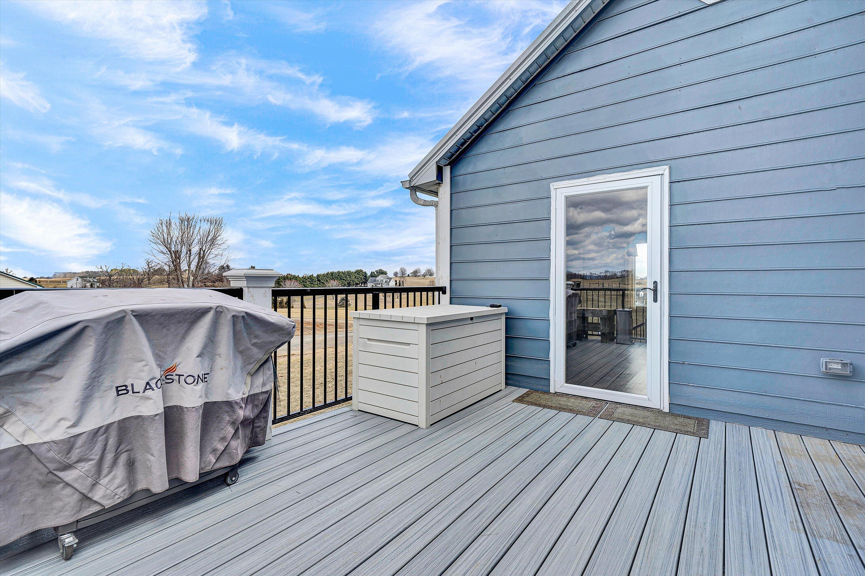 6379 Ruebush Road Dublin, VA 24084 - Photo 31 of 53 Back Deck
