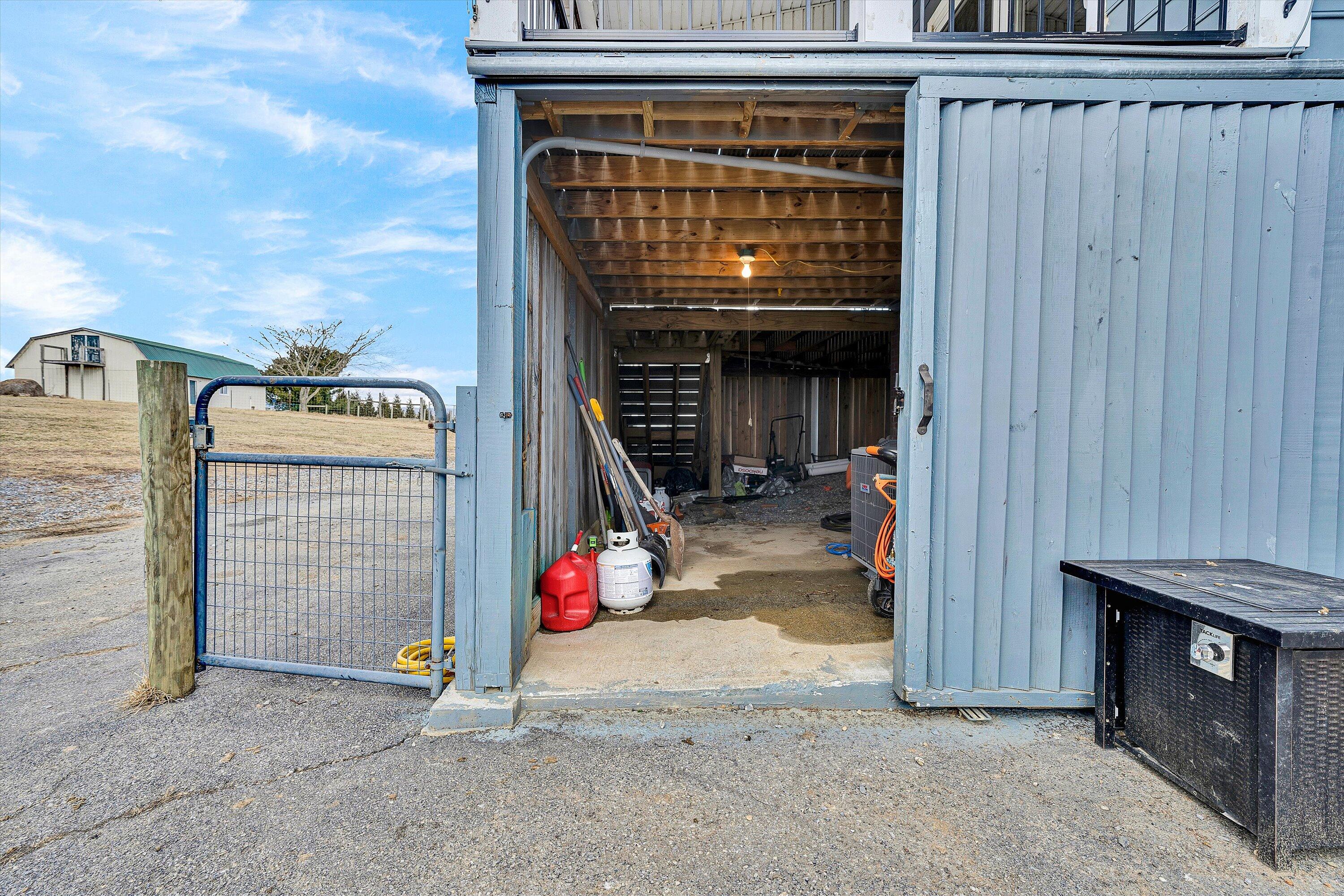 6379 Ruebush Road Dublin, VA 24084 - Photo 34 of 53 Storage area and RV Hookup