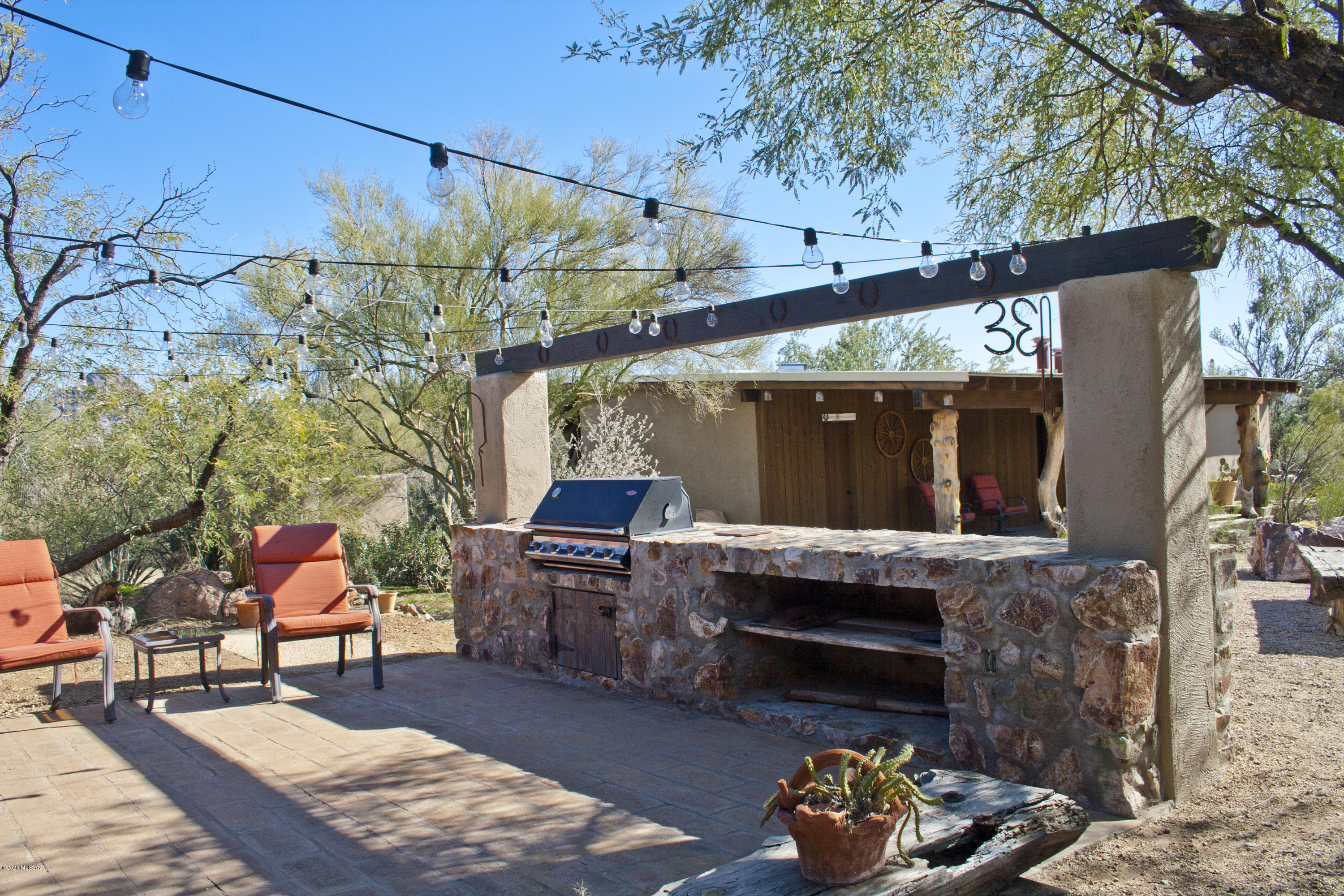 2620 South Kinney Road Tucson, AZ 85735 - Photo 2 of 50 Gallery Image 2