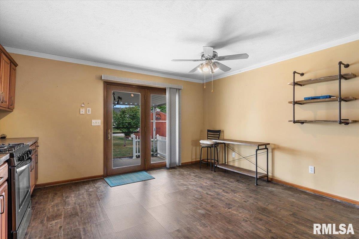6418 Hayley Court Springfield, IL 62712 - Photo 11 of 28 Gallery Image 11