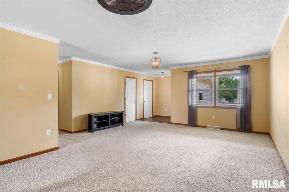 6418 Hayley Court Springfield, IL 62712 - Photo 5 of 28 Gallery Image 5