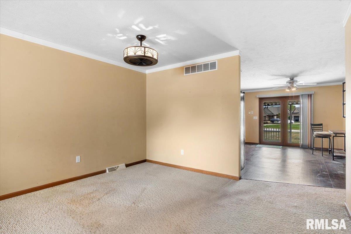 6418 Hayley Court Springfield, IL 62712 - Photo 7 of 28 Gallery Image 7