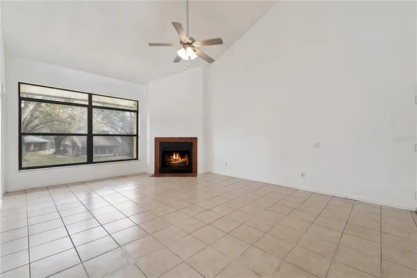 $171,000 | 2040 San Marcos Drive Southeast, Unit 206, Winter Haven, FL 33880