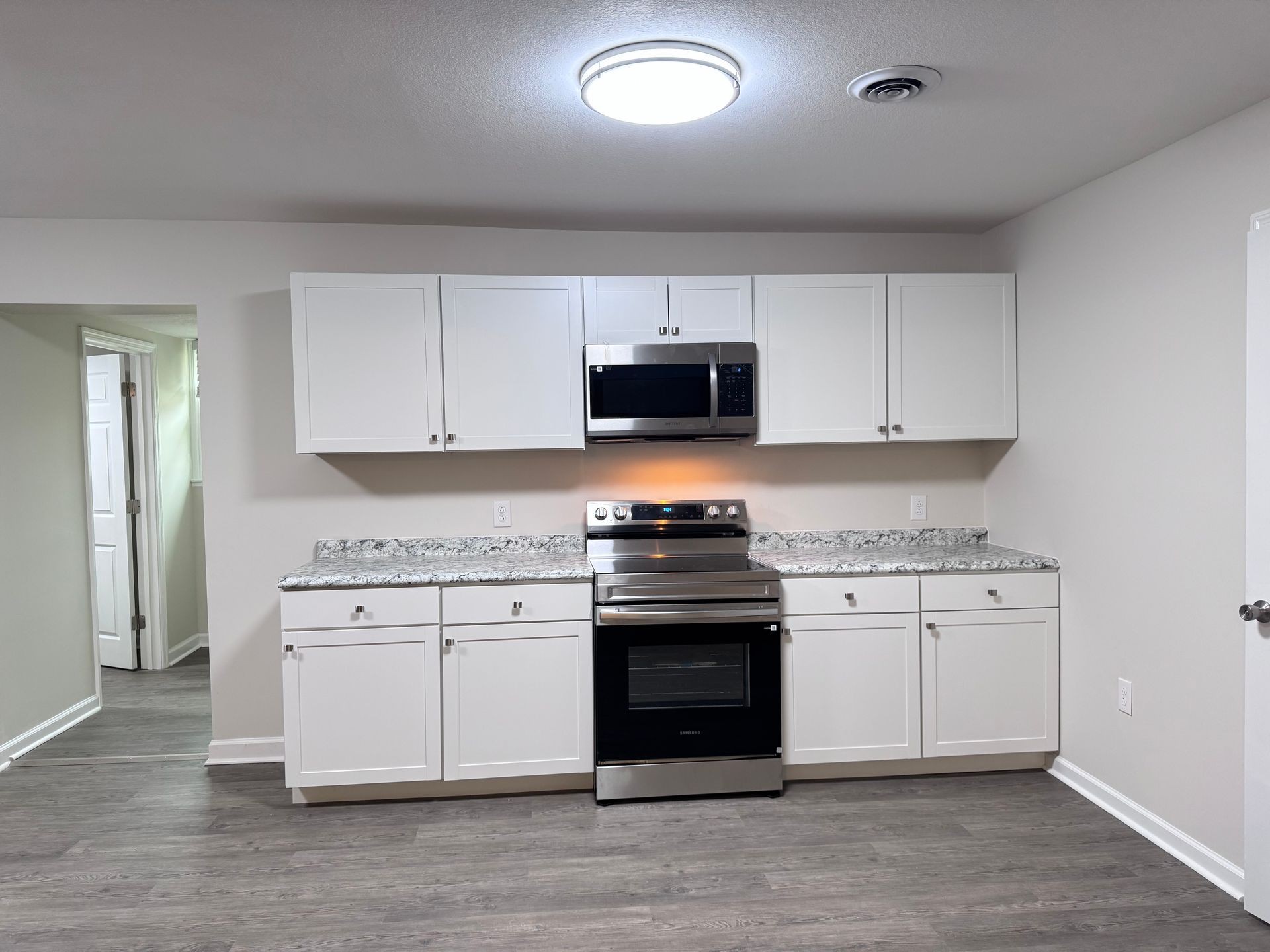 3375 Pembroke Road Clarksville, TN 37042 - Photo 14 of 39 Gallery Image 14
