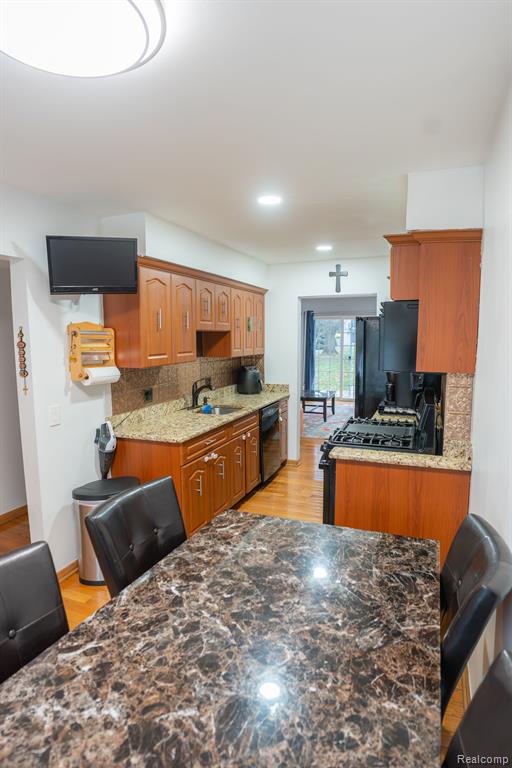 4468 15 Mile Road, Unit 104 Sterling Heights, MI 48310 - Photo 7 of 21 Gallery Image 7