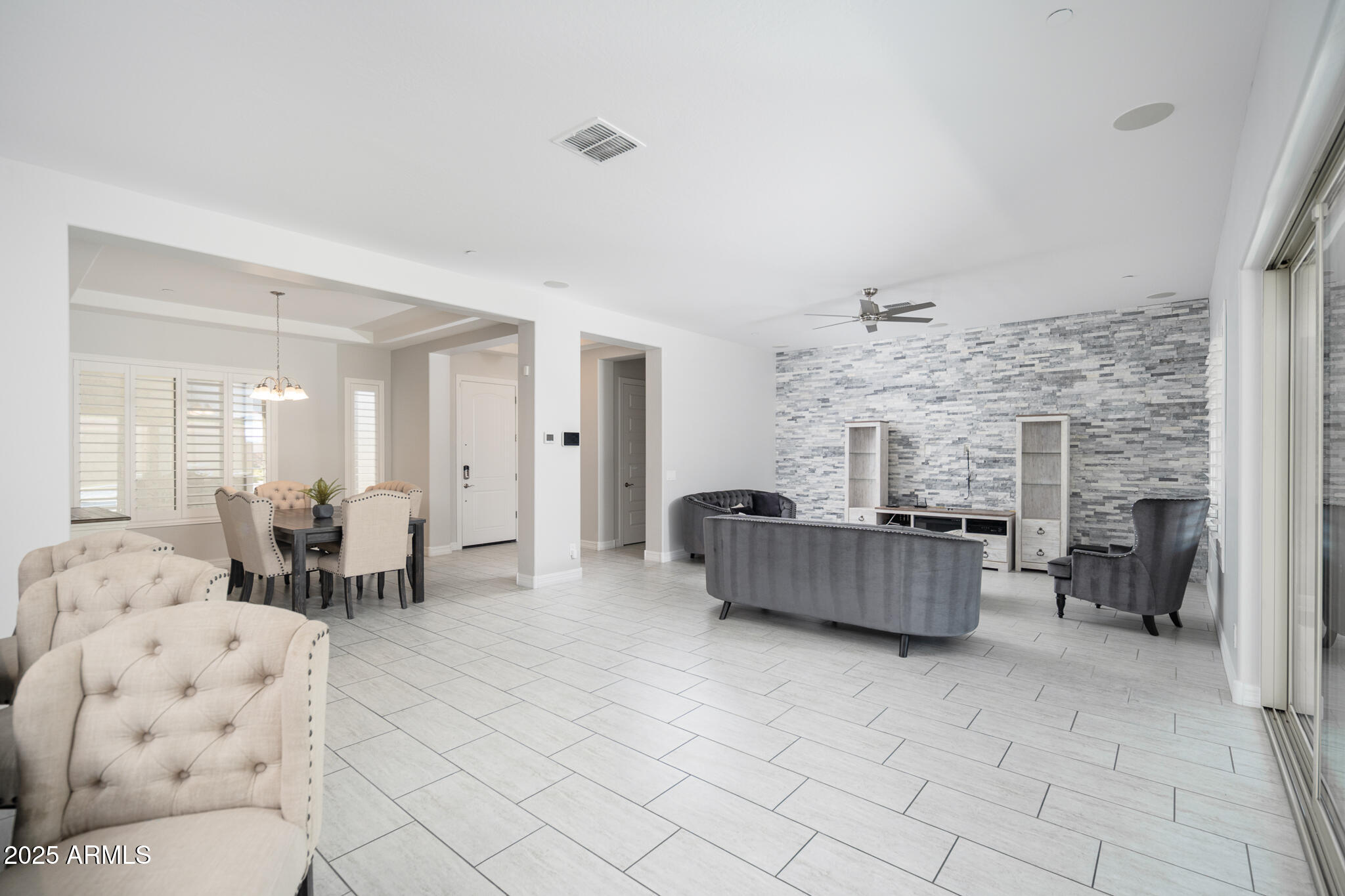 9752 West Rowel Road Peoria, AZ 85383 - Photo 10 of 48 10_Great-Room_04