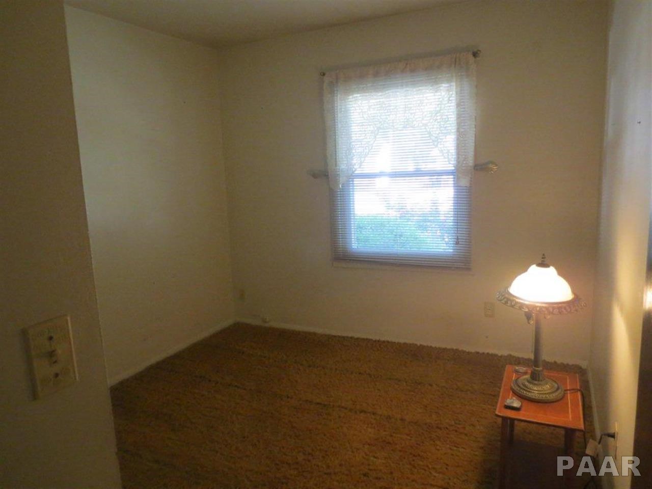 406 Kaskaskia Road Marquette Heights, IL 61554 - Photo 12 of 26 Gallery Image 12