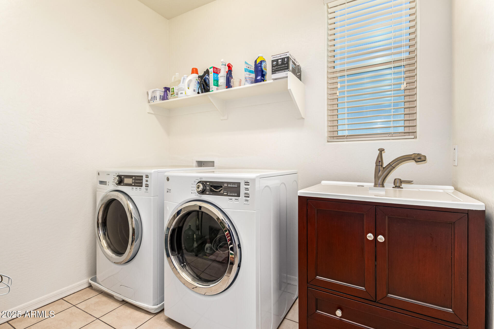16763 West Adams Street Goodyear, AZ 85338 - Photo 21 of 42 Upstairs Laundry