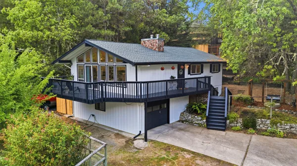 $569,000 | 1441 Northwest B Street, Grants Pass, OR 97526