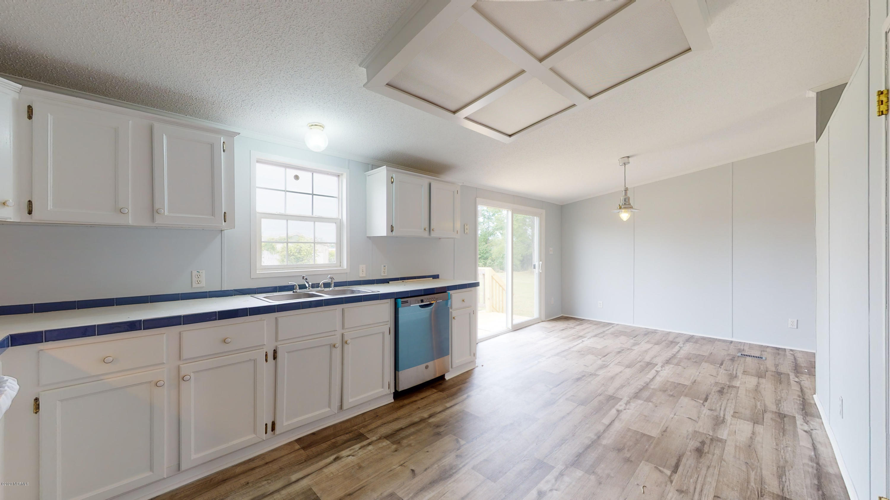 104 Paula Road New Bern, NC 28562 - Photo 12 of 35 104 Paula Rd-36