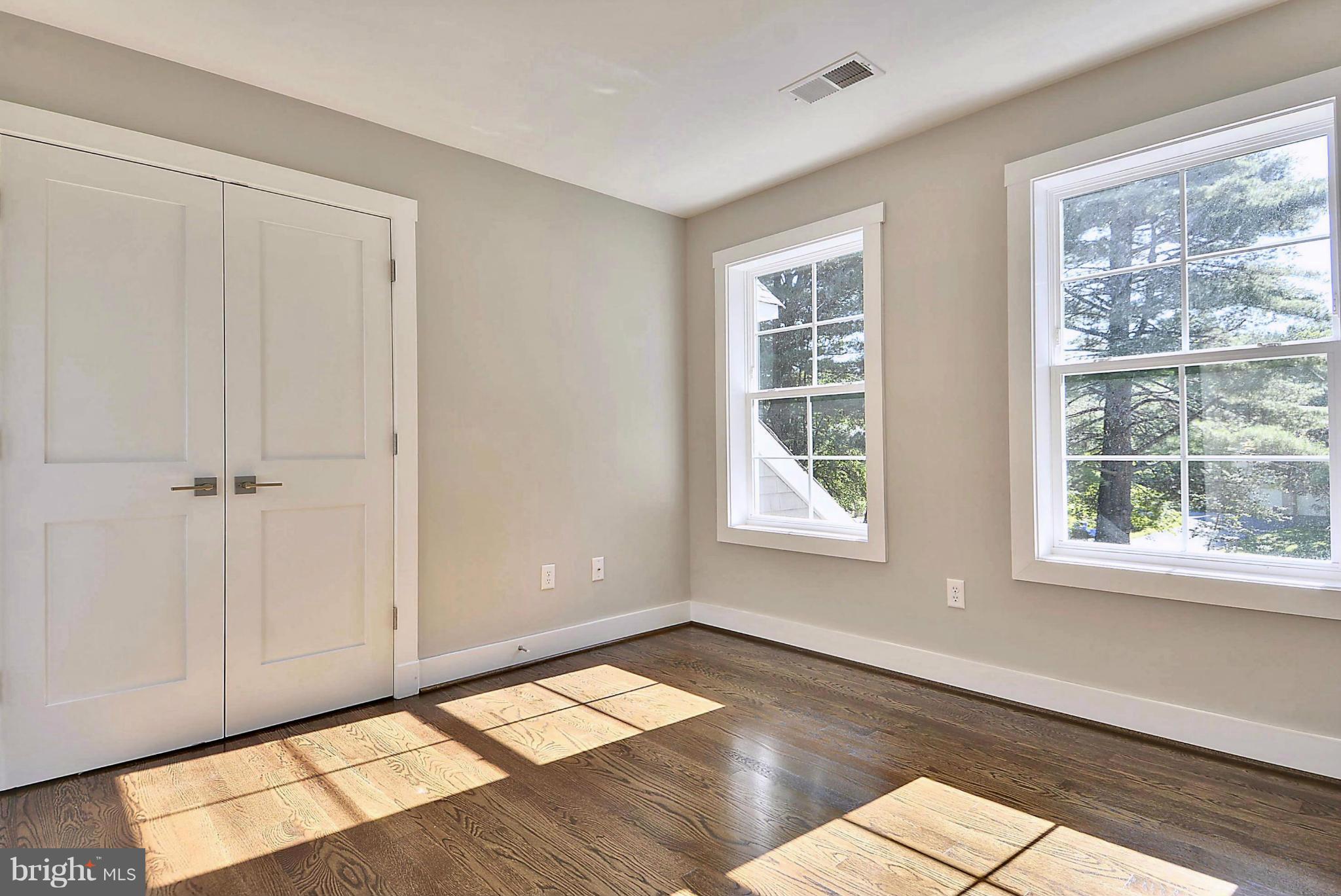 16208 Whitehaven Road Silver Spring, MD 20906 - Photo 22 of 30 Fifth Bedroom