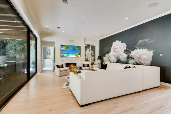 $25,000 | 103 Las Lomas Drive, West Lake Hills, TX 78746