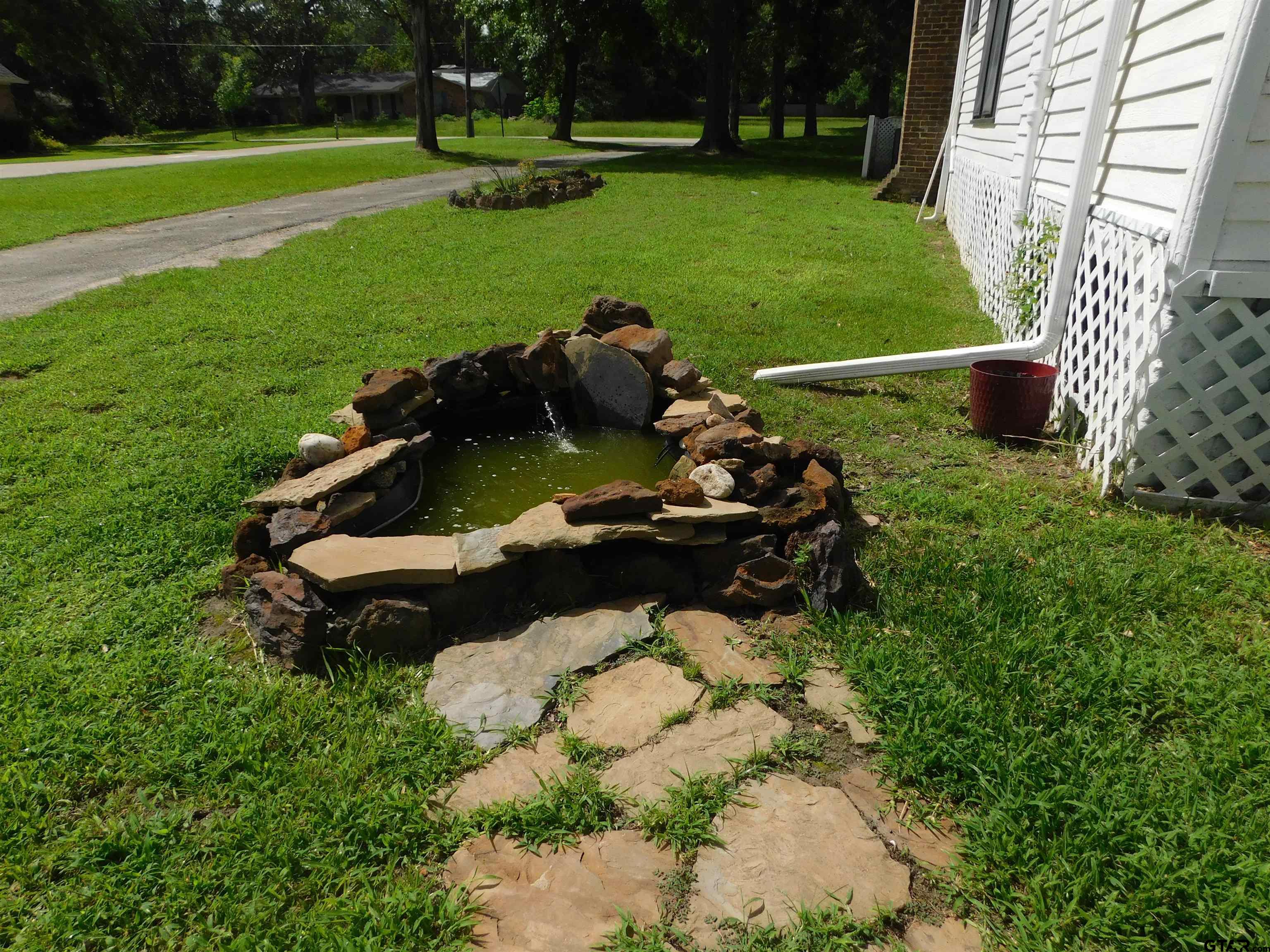 602 East North Street Lindale, TX 75771 - Photo 29 of 33