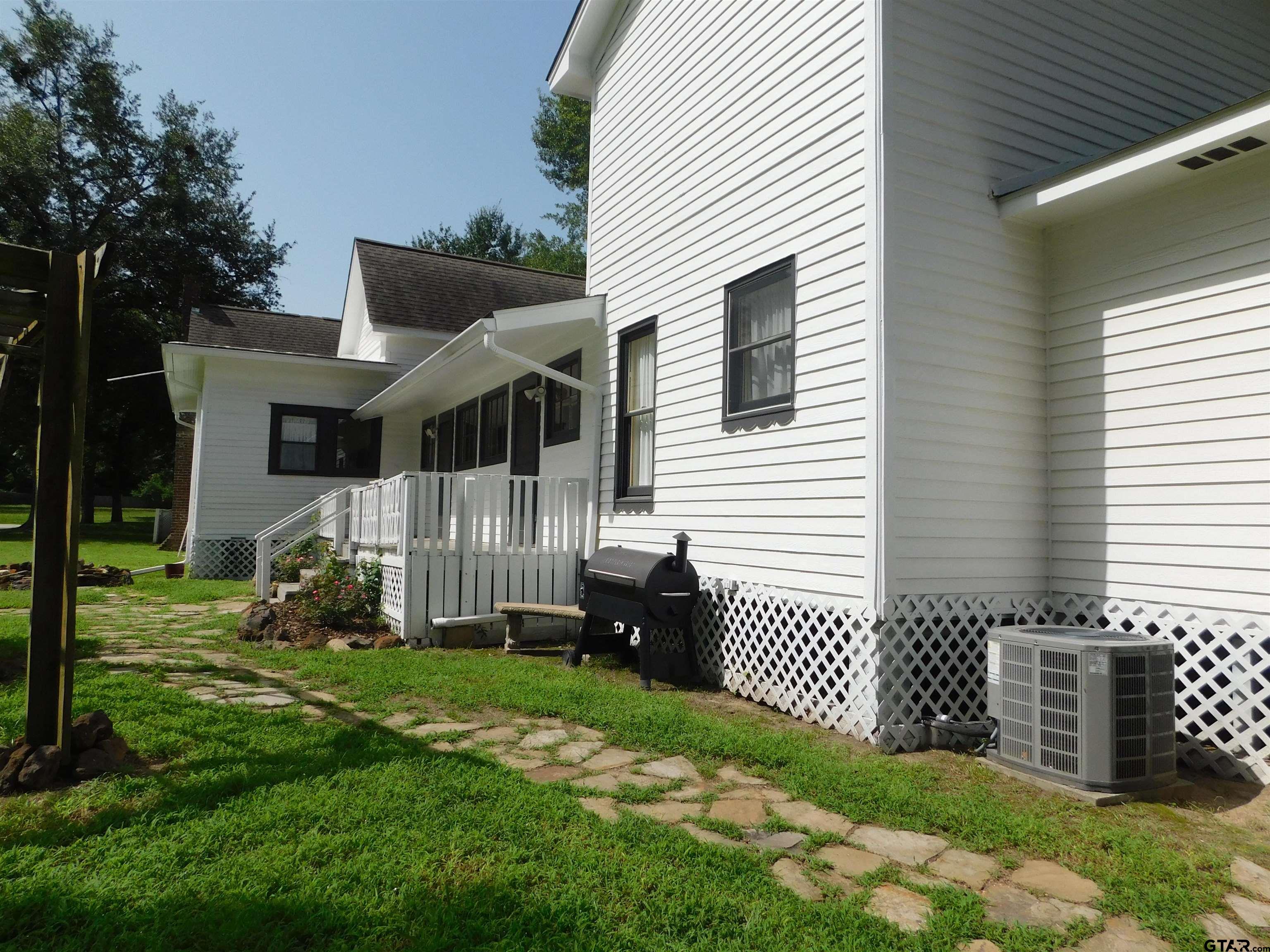 602 East North Street Lindale, TX 75771 - Photo 31 of 33