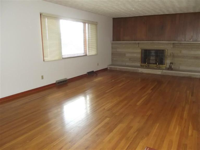 4131 Winchester Road Lexington, KY 40516 - Photo 4 of 53 Photo 4