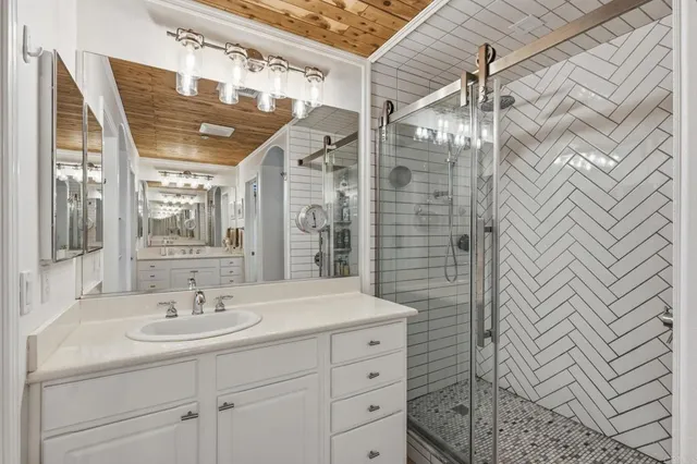 $1,275,000 | 6325 Alexandri Circle, Carlsbad, CA 92011