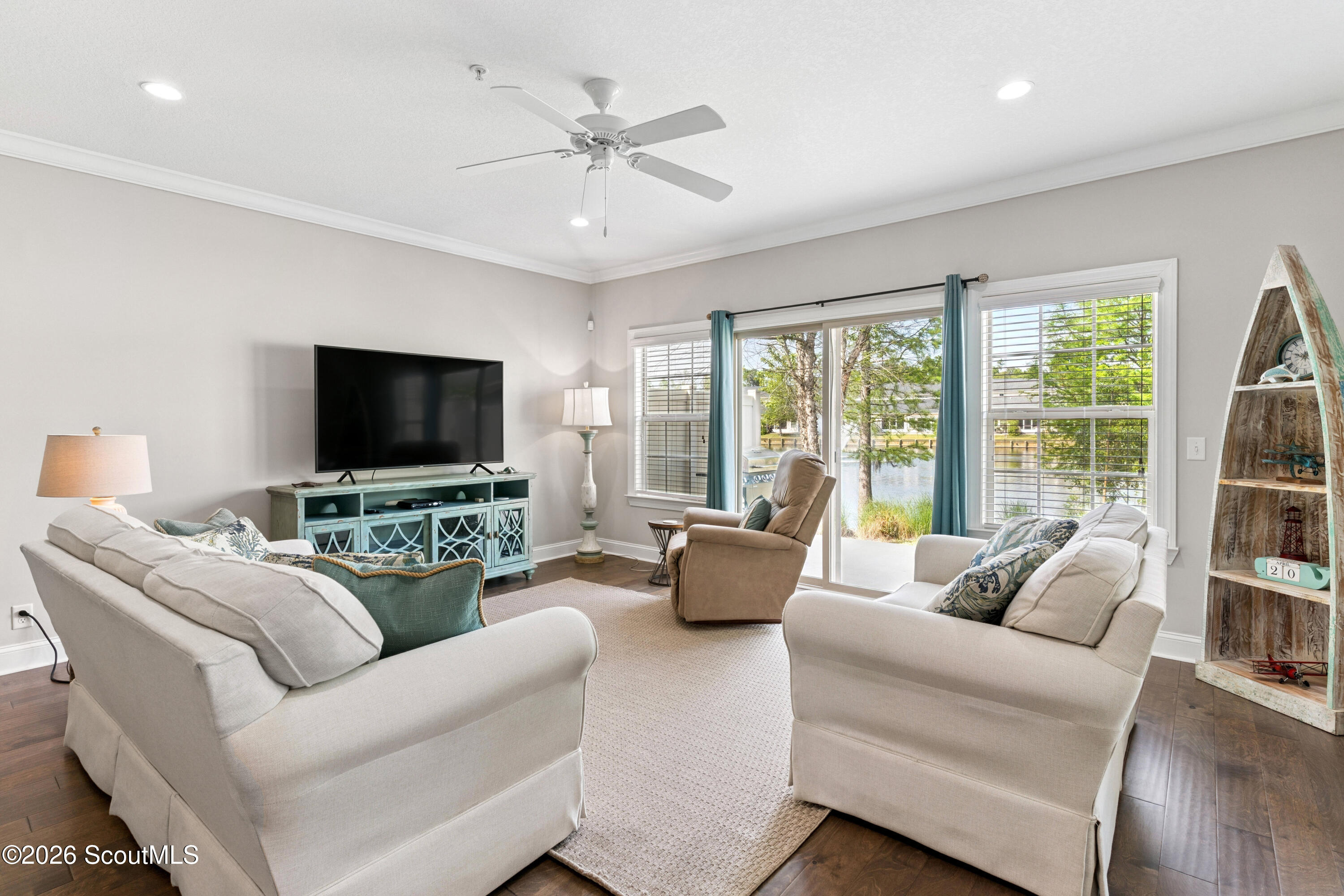 101 Mariners Circle St. Simons Island, GA 31522 - Photo 10 of 35 Living Room with lagoon view