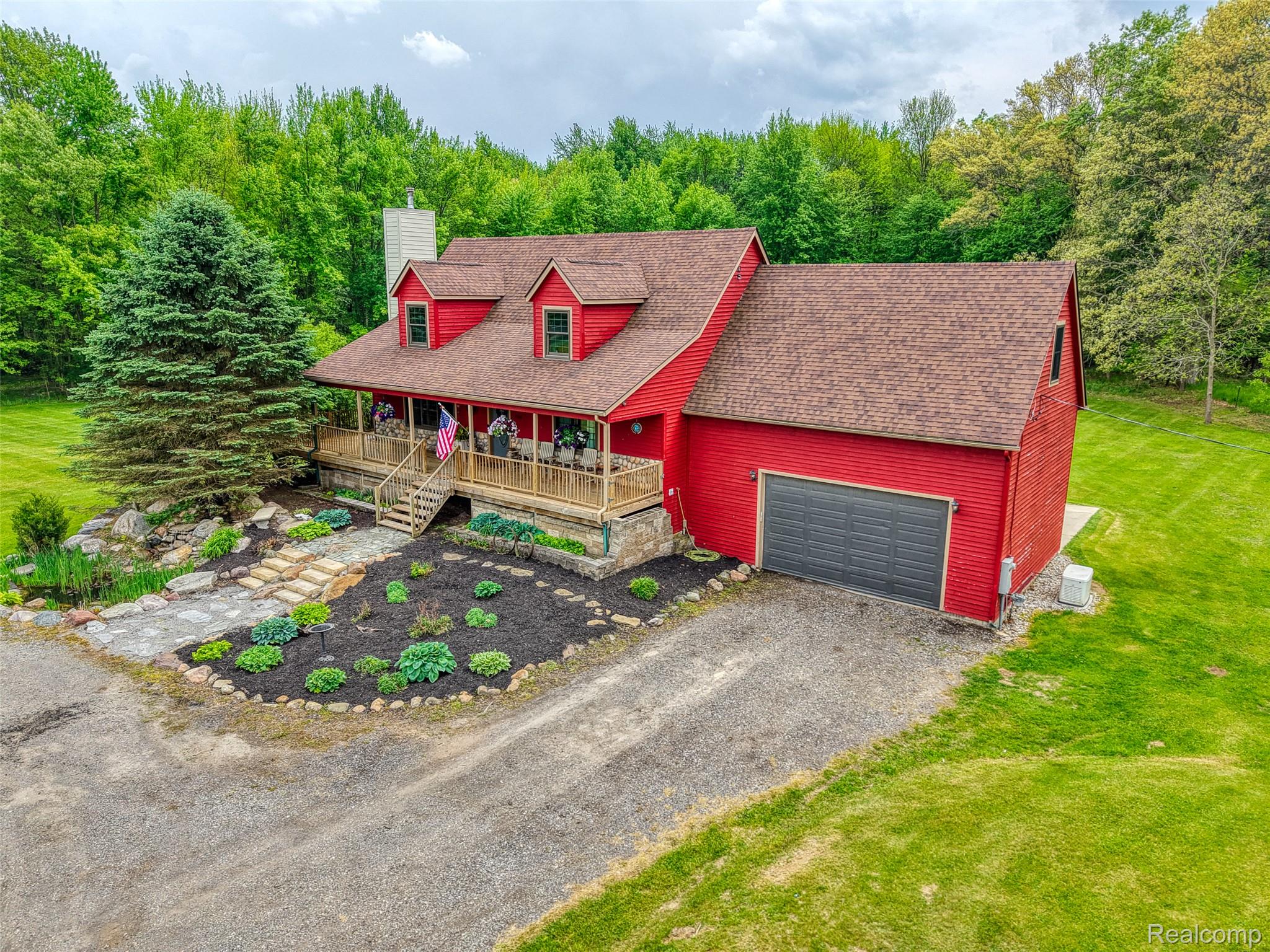 2500 East Jones Road Howell, MI 48855 - Photo 31 of 43 DJI_20260518150355_0068_D_17.jpg