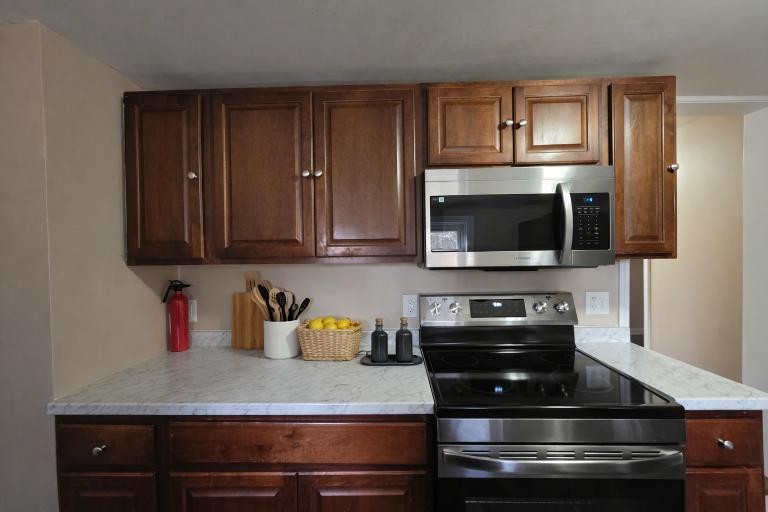 218 Locust Street Clarksville, TN 37042 - Photo 12 of 33