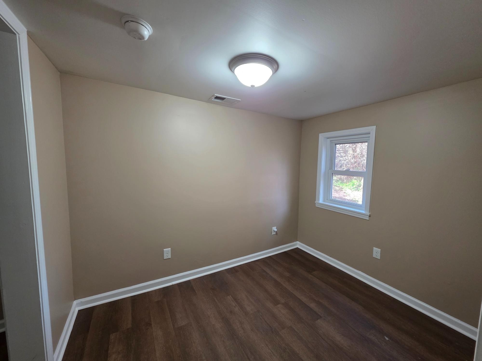 218 Locust Street Clarksville, TN 37042 - Photo 17 of 33