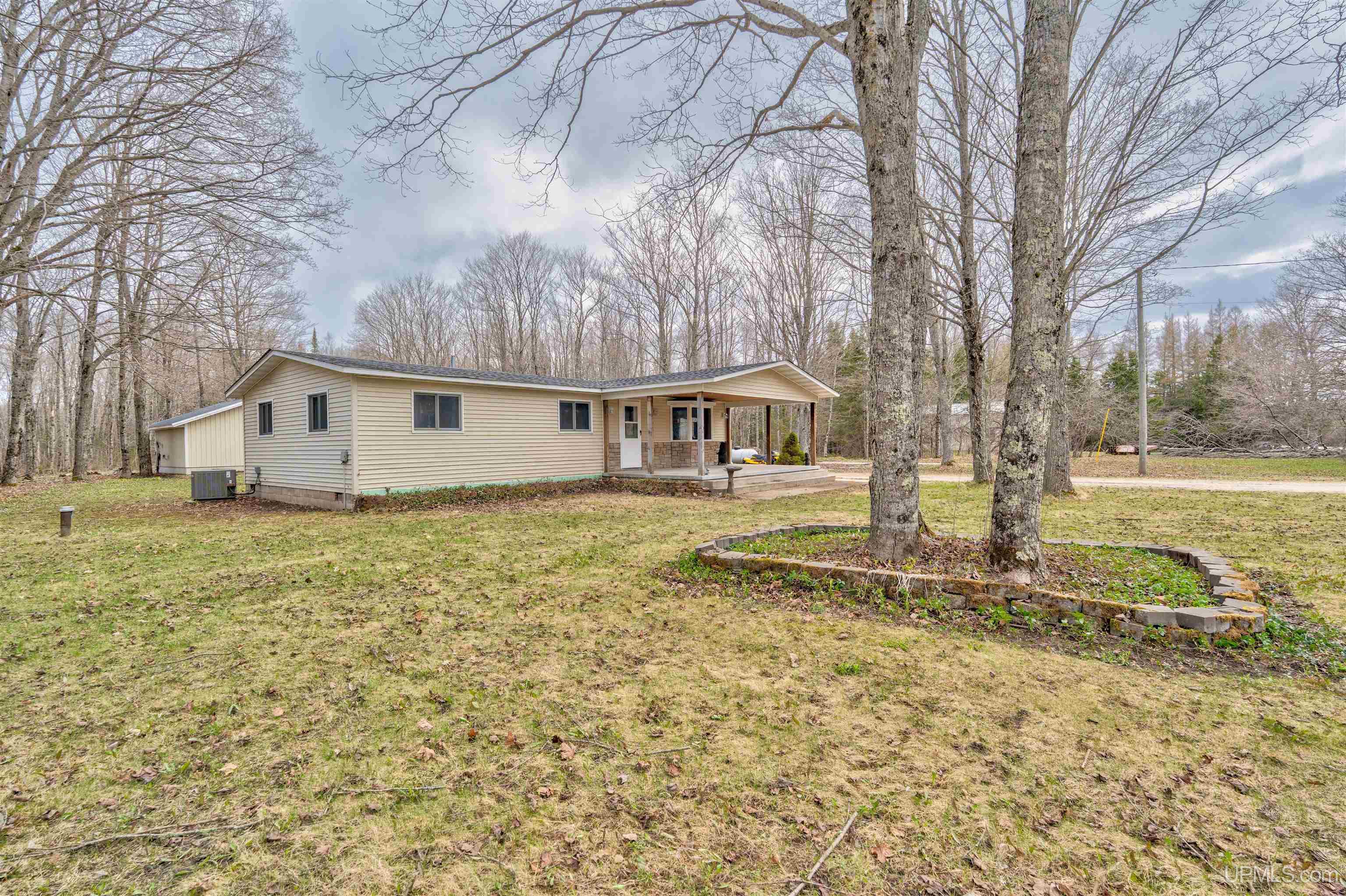 1683w Quarry Road Gulliver, MI 49840 - Photo 33 of 37